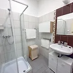 Sunny Castle דירה בודפשט