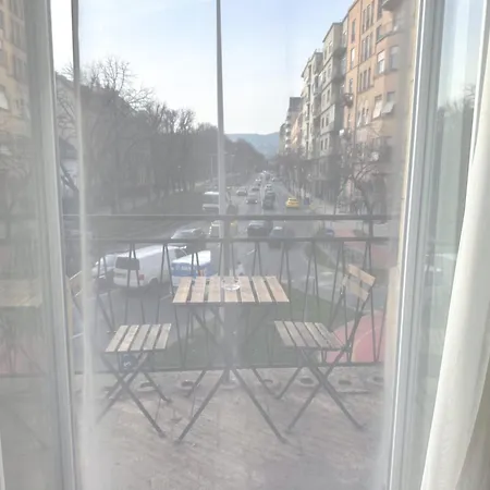 Sunny Castle Budapest